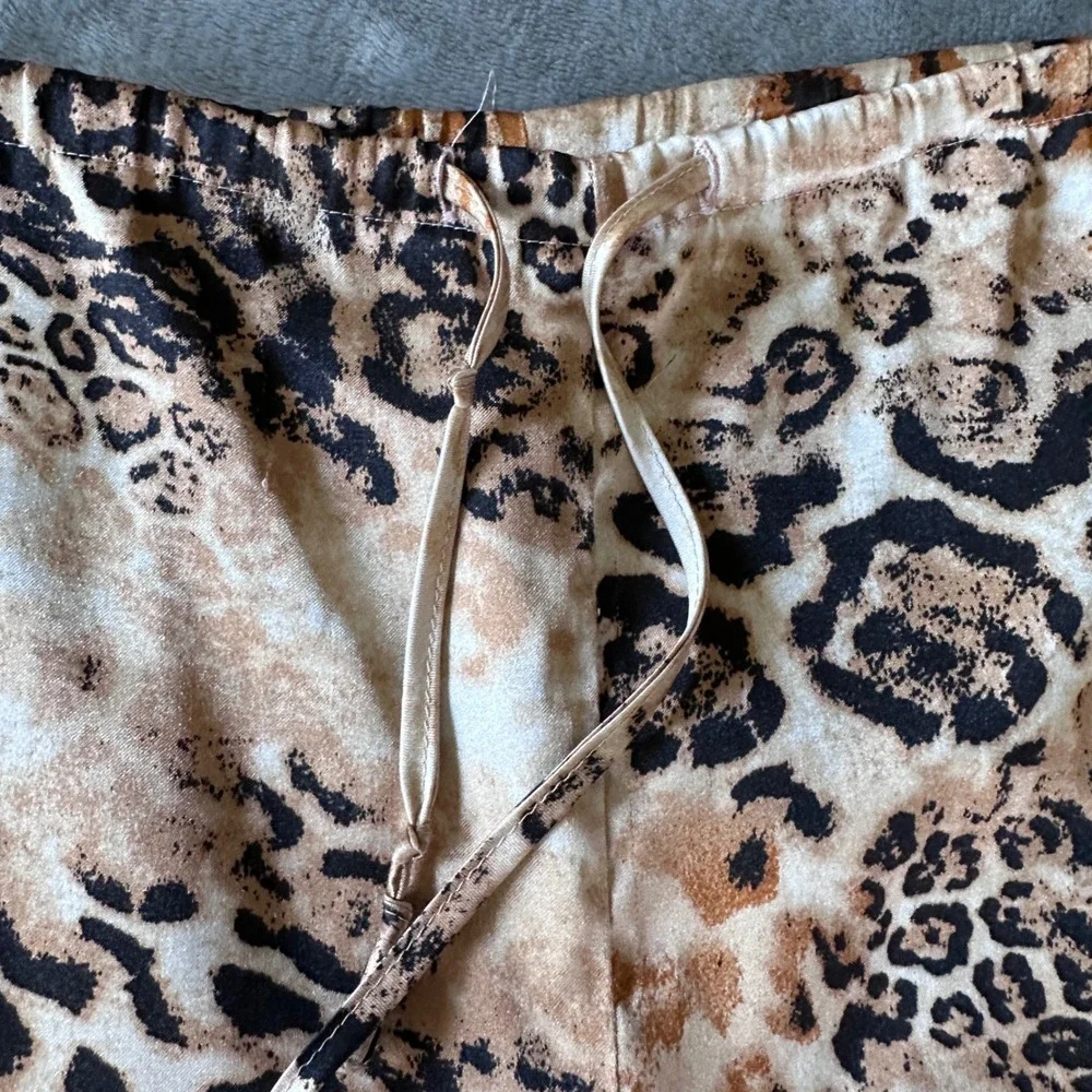 Cruz Satin Pajama Pants Medium Animal Print Leopard Tiger Lace Trim Capri Brown